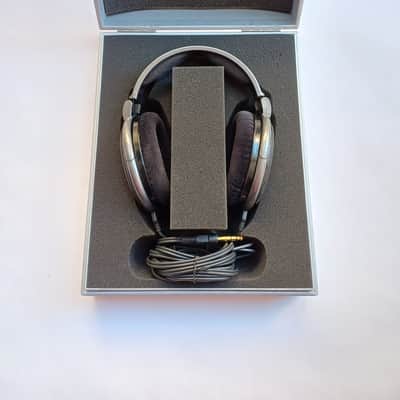 Sennheiser HD 650 High-Definition Open-Back Reference Headphones image 1