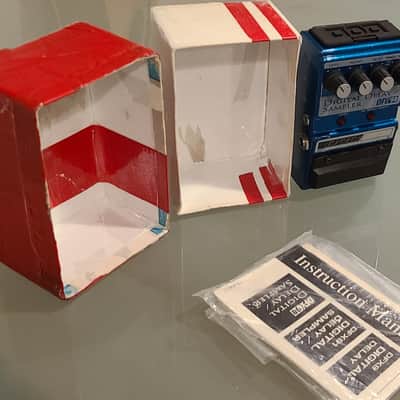 DOD DFX94 Digital Delay/Sampler 1990s - Blue image 9