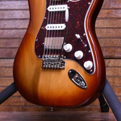 Squier Limited Edition Classic Vibe™ '60s Stratocaster® HSS, Sienna Sunburst image 1