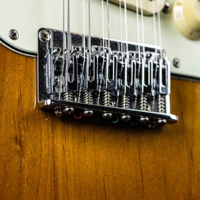 2002-2004 Fender ST-XII 12-String Stratocaster MIJ 3-tone sunburst image 5