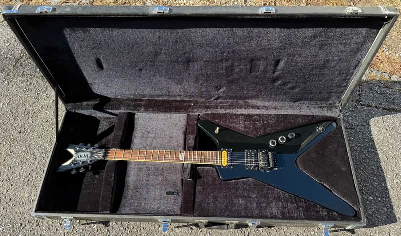 2011 Dean Dimebag Darrell Signature Showdown ML W/OHSC Black Dime Pantera Shadow image 1