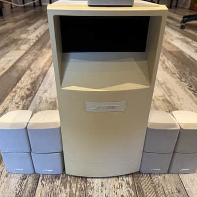 Bose Acoustimass 10 Series III – 5.1 Home Theater System image 2