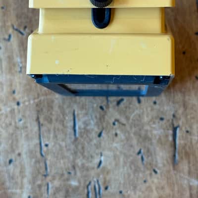 Boss AC-2 Acoustic Simulator (Silver Label) 1997 - 2006 - Yellow image 5