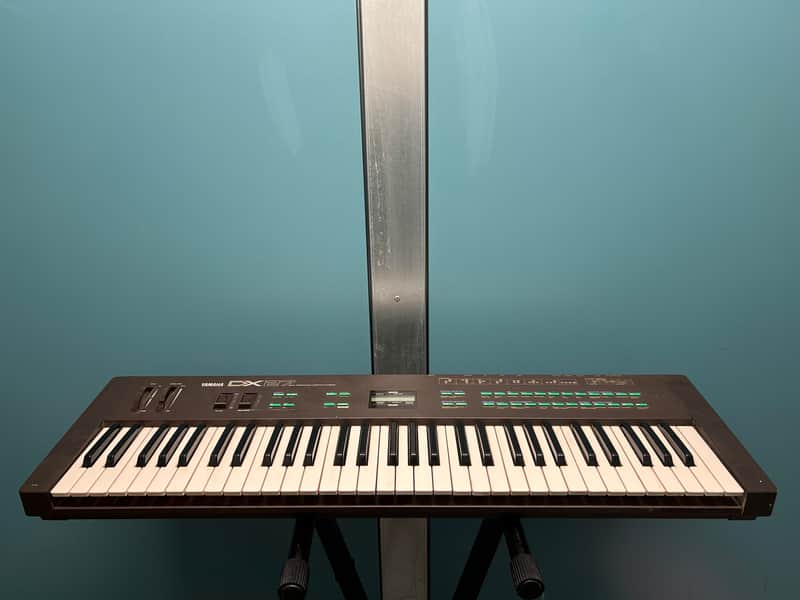 Yamaha DX-27 シンセサイザー 61鍵 ヤマハ | DX27 - シンセサイザー - 概要