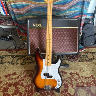 Fender Select Precision Bass 2012 - 2-Color Sunburst image 10