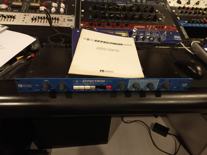 DeltaLab Effectron ADM 1024 Digital Delay 1980s - Blue image 1