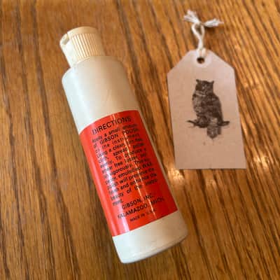 Rare Gibson Vintage Guitar Polish - 1960s-1977 - Made in USA - 4oz image 3