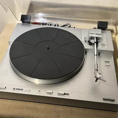 Yamaha P-751 Rare Vintage Turntable Warranty Tested Quartz Direct Drive Auto image 3