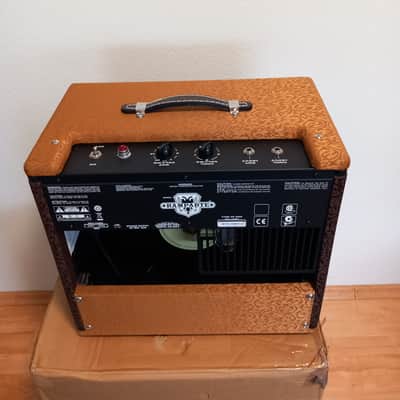 Fender Ramparte Pawn Shop Series 9-Watt 1x12" Guitar Combo 2013 - 2014 - Two-Tone Textured image 7