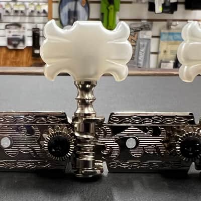 Ping Guitar tuning key with white handle image 2