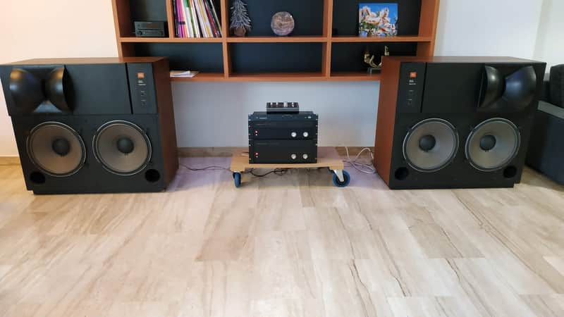JBL 4435 Studio Monitors Pair Speakers + Crossover image 1