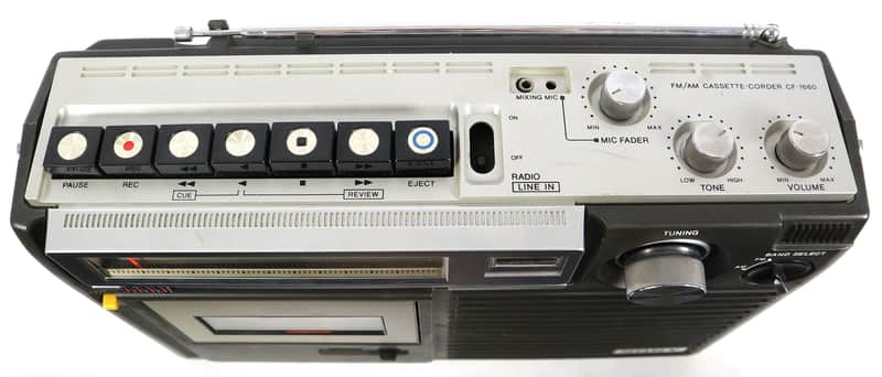 Vintage Sony Japan CF-1660 AM/FM Cassette-Corder Player Tape