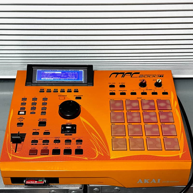Akai MPC2000XL Limited SE2 image 1