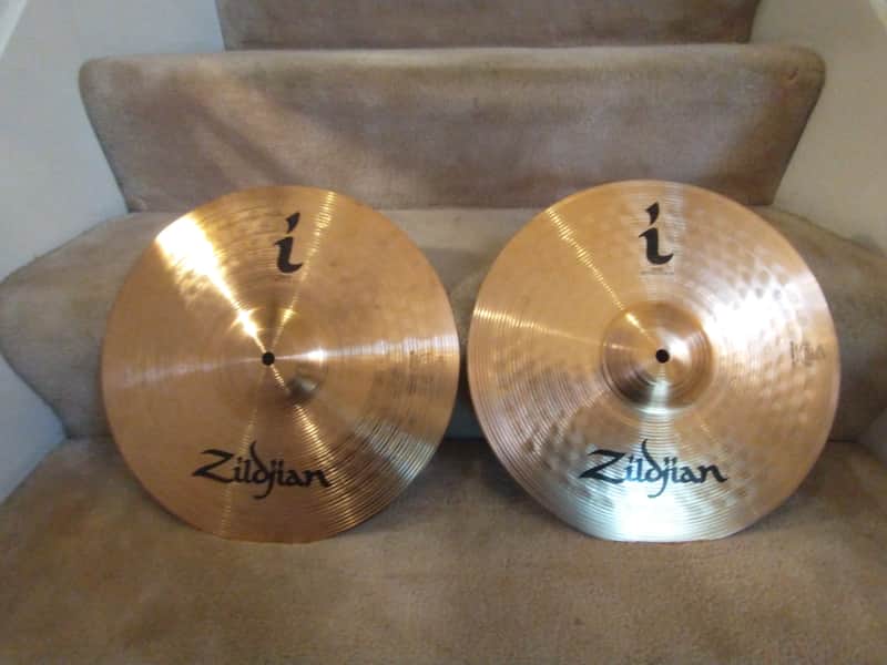 Zildjian I series 14 in hi hat cymbals mint condition image 1