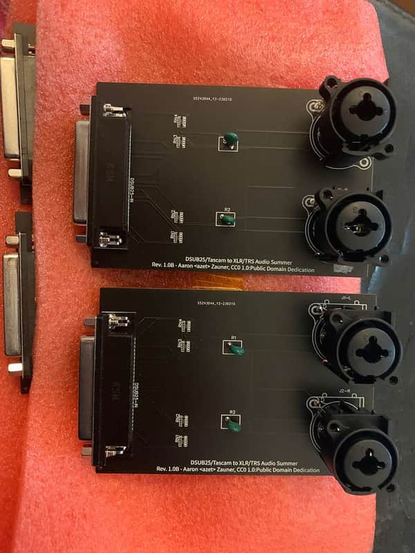 Second Order Harmonics - Audio Summer: DSUB25/Tascam to 2xXLR/TRS-combo [8x2 passive summer] 2023 - black image 1