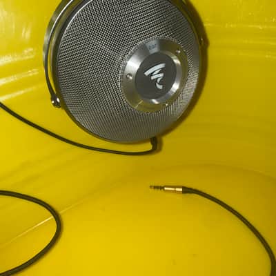 Focal Clear audiophile image 2