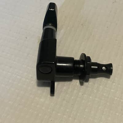 2000's Era Jackson Dinky Guitar Black Reverse Jin Ho Korea Tuners Tuning Pegs 6 In Line image 4