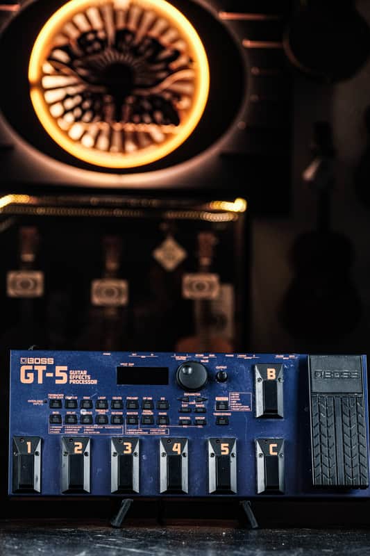 USED Boss GT-5 Multi-Effect Unit blue image 1