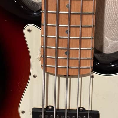 Fender American Deluxe Jazz V 2008 - Tobacco Burst image 9