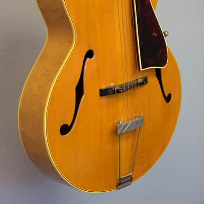 1941 Gibson L-4  [Natural] image 3