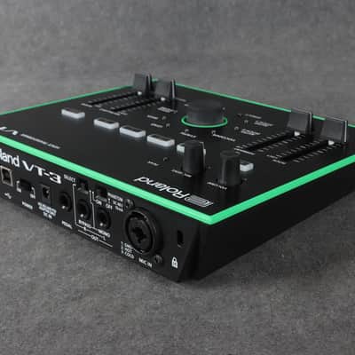 Roland VT-3 Voice Transformer - 2nd Hand image 6