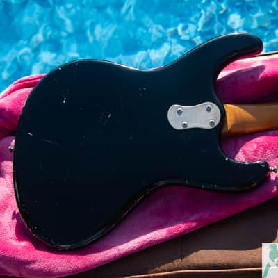 1976 Mosrite of California (Made in the USA) 1965 "The Ventures" w Moseley Tremelo Reissue - w Original Hard Case - Pro Set Up with Perfect Frets, Action & Intonation! image 6