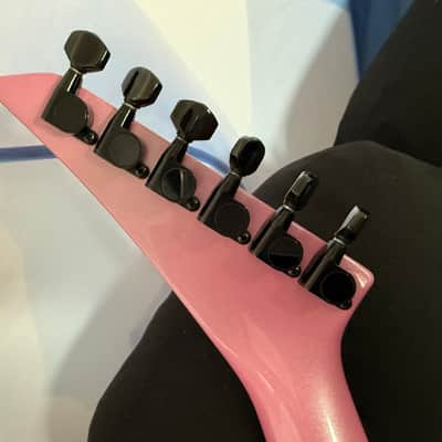 Jackson 1985 San Dimas Soloist - Bubblegum pink finish image 9