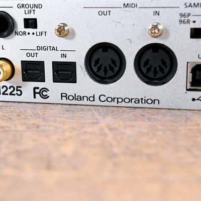 Roland Edirol UA-25EX 2 x 2 USB Audio & MIDI Interface (NO POWER SUPPLY) CG01C1Z image 8