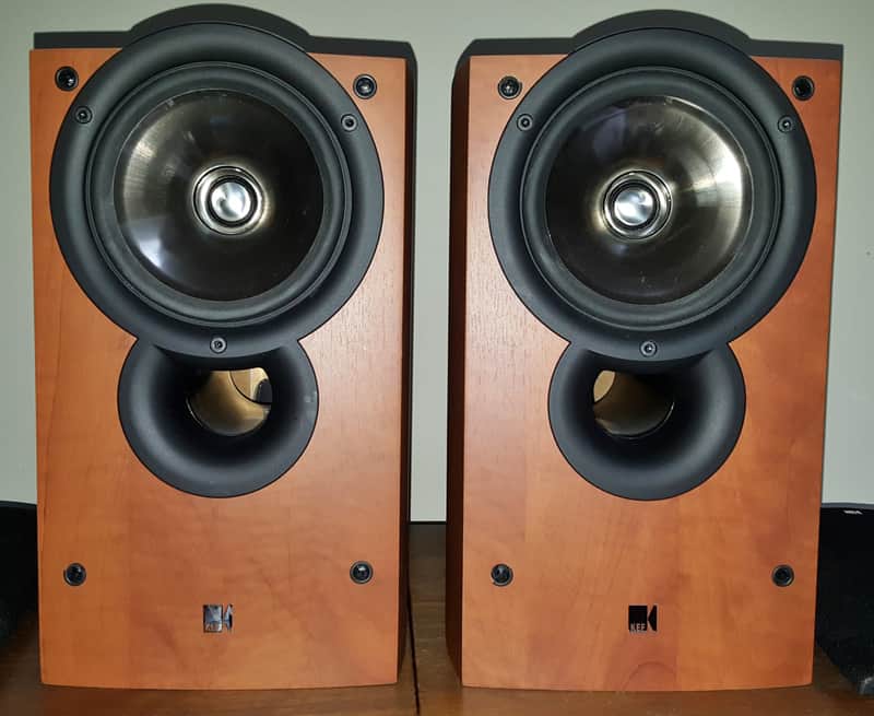 KEF iQ1 Speakers image 1