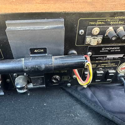 Pioneer QX-949 40-Watt Quadraphonic Solid-State Receiver 1973 - 1976 - Silver image 2