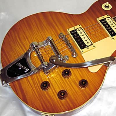 Vibramate V7 Gold Mounting Kit for Bigsby B7 carved Guitars with StopTail image 2