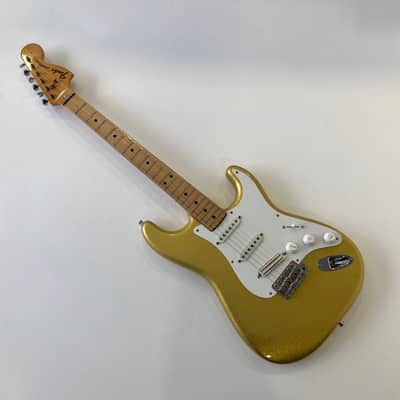 Fender Stratocaster with 3-Bolt Neck, Maple Fretboard 1976 Gold Sparkle image 7