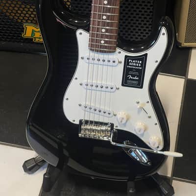 Fender Player Stratocaster with Pau Ferro Fretboard 75 Anniversary- Black image 1