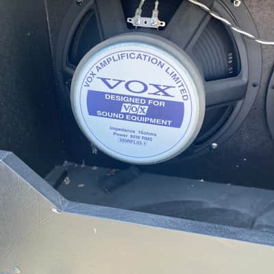Vox Valvetronix AD100VT 100-Watt 2x12" Digital Modeling Guitar Combo 2005 - 2008 - Black image 8