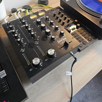 Mastersounds 2 Valve DJ Mixer image 3