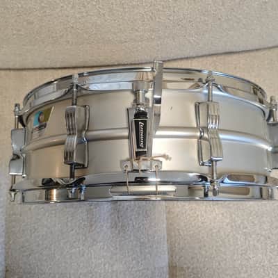 Ludwig No. 404 Acrolite 5x14" 8-Lug Aluminum Snare Drum with Pointed Blue/Olive Badge 1969 - 1979 - Matte Aluminum image 3
