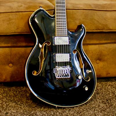 Yamaha WES BORLAND SIGNATURE GUITAR image 1