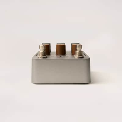 Universal Audio UAFX OX-STOMP Dynamic Speaker Emulator (UA-OX-STOMP-U) image 3