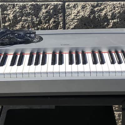 Yamaha P70 P-70 Digital Electronic Piano / Keyboard - Good Working Condition image 1