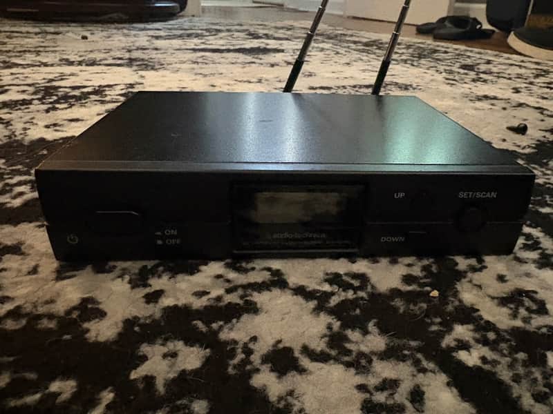 Audio-Technica ATW-R2100AD 2000 Series Basic Wireless System