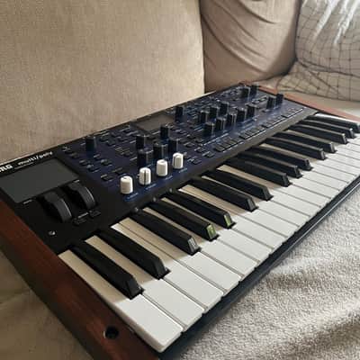 Korg Multi/Poly 37-Key Analog Modeling Synthesizer 2024 - Present - Black & Blue with Wood Sides image 4