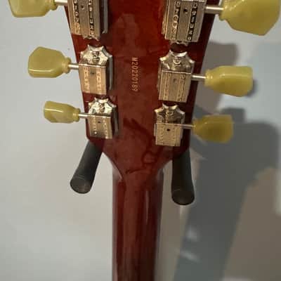 Vintage Guitars V100 2022 - Honey burst image 10