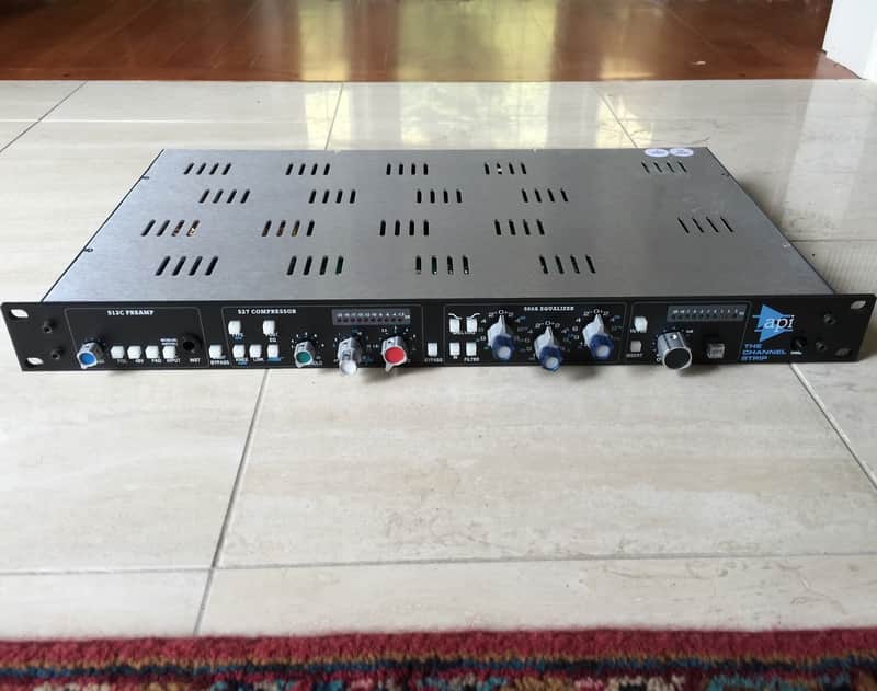 API The Channel Strip Preamp / EQ / Compressor / Line Driver / DI image 1