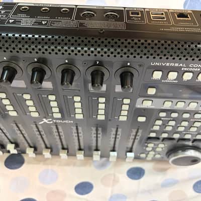 Behringer X-TOUCH Universal DAW Control Surface 2015 - Present - Black image 4