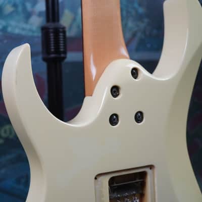 Ibanez PGM30 Paul Gilbert Signature Model 1996 White MIJ FujiGen image 12