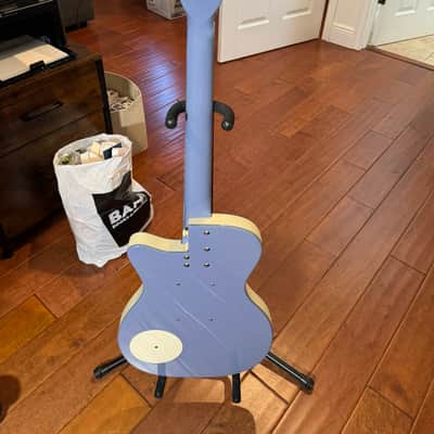 Danelectro ‘56 U2 Reissue – Blue Burst w/ Original Amp-in-Bag Case (Korean, Lipstick Pickups) image 7