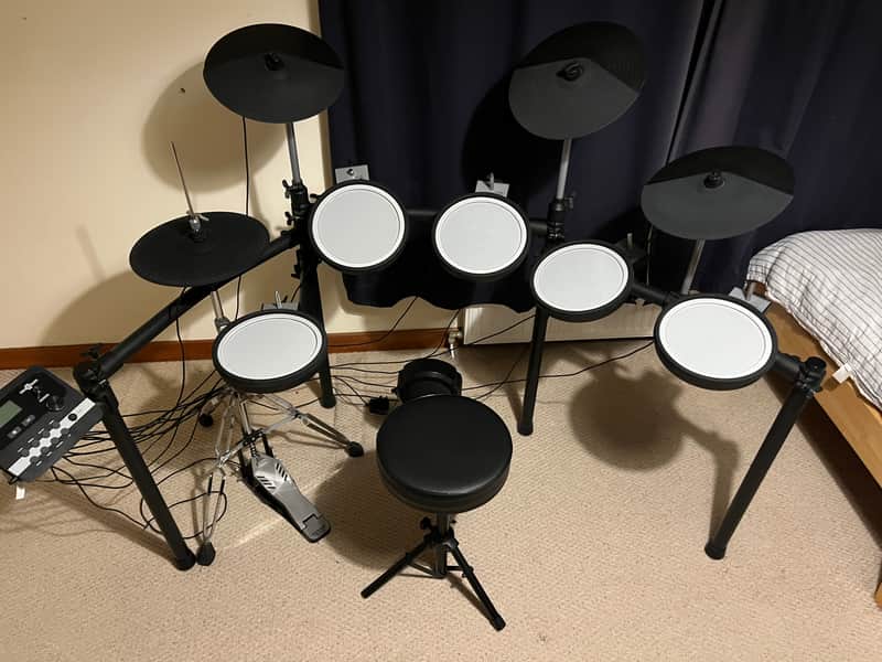 Gear4Music DD550 image 1