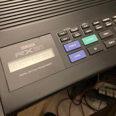 Yamaha RX21 Drum Machine