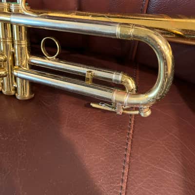 York National Bb trumpet (1955) SN 197094 (Model 105) image 9