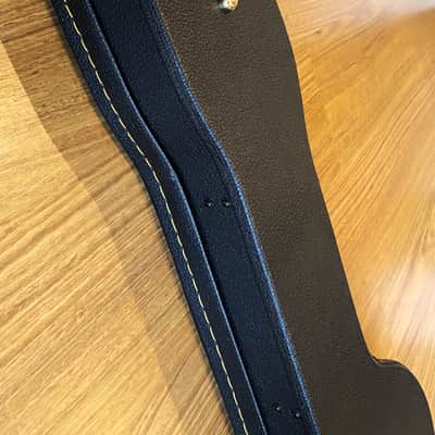 Guitar Hardcase For Stratocaster Style Electric Slim Compact Fitted Shaped & Rugged!  Excellent condition! image 17